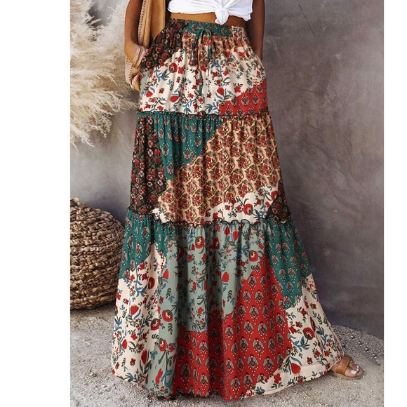 Boho Floral Print Stretchy Waist Pockets Maxi Skirt - Picture 1 of 2